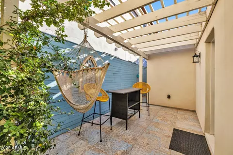Exterior - 4402 E Turney Ave, Phoenix, AZ 85018 photo 9 of 10