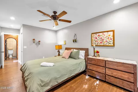 Bedroom - 4402 E Turney Ave, Phoenix, AZ 85018 photo 5 of 9