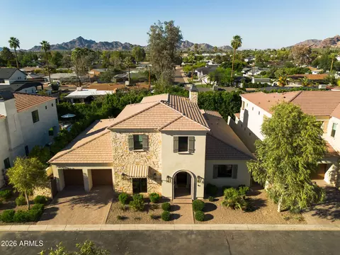 View/Area - 3912 E Crittenden Ln, Phoenix, AZ 85018 photo 1 of 2