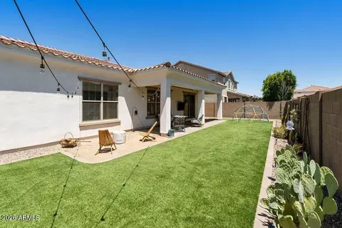 Exterior - 1517 W Redondo Dr, Gilbert, AZ 85233 photo 2 of 6