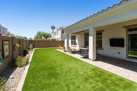 Exterior - 1517 W Redondo Dr, Gilbert, AZ 85233 photo 1 of 6