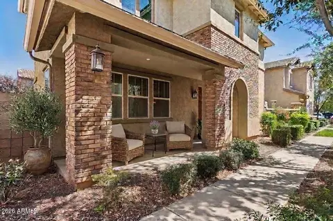 922 S Agnes Ln, Gilbert, AZ 85296