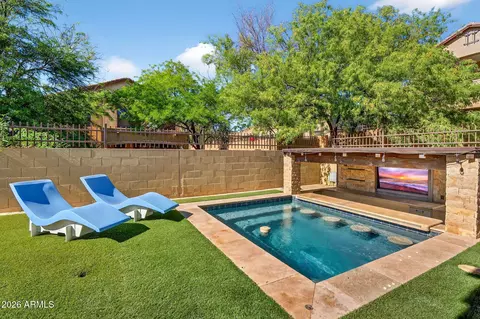 6932 E Pearl St, Mesa, AZ 85207