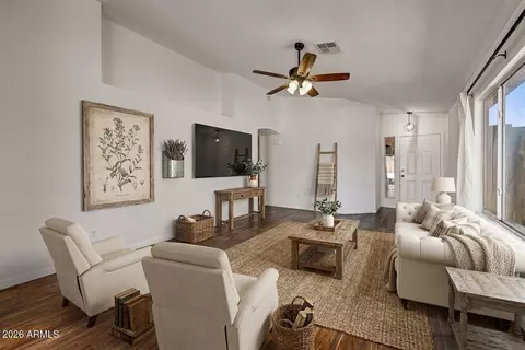 20819 N 1st Ave, Phoenix, AZ 85027