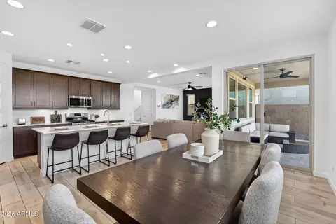Dining - 4112 E Appaloosa Rd, Gilbert, AZ 85296 photo 2 of 2