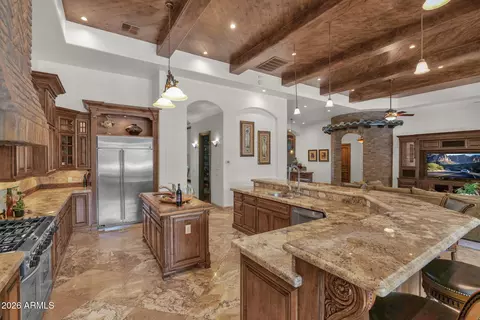 Kitchen - 3055 E Waterman Way, Gilbert, AZ 85297 photo 6 of 7