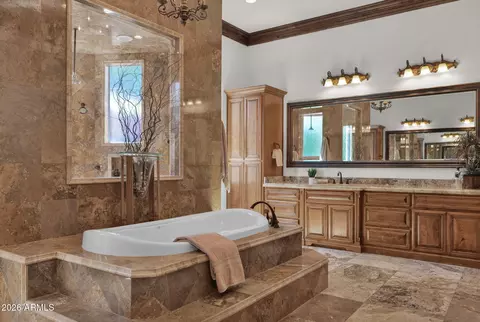 Bath - 3055 E Waterman Way, Gilbert, AZ 85297 photo 4 of 7