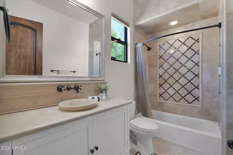 Bath - 3055 E Waterman Way, Gilbert, AZ 85297 photo 7 of 7