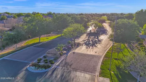View/Area - 3055 E Waterman Way, Gilbert, AZ 85297 photo 4 of 5