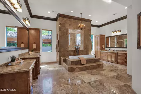 Bath - 3055 E Waterman Way, Gilbert, AZ 85297 photo 1 of 7
