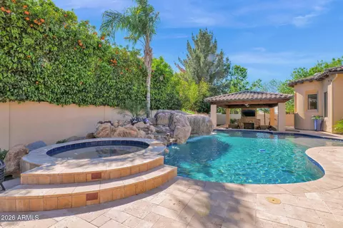 Exterior - 3055 E Waterman Way, Gilbert, AZ 85297 photo 10 of 20