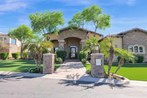 Exterior - 3055 E Waterman Way, Gilbert, AZ 85297 photo 2 of 20