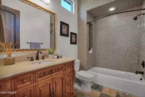 Bath - 3055 E Waterman Way, Gilbert, AZ 85297 photo 5 of 7