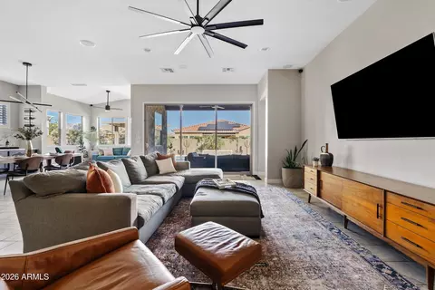 Living - 10332 E Wavelength Ave, Mesa, AZ 85212 photo 1 of 4