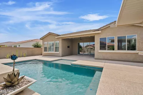 Exterior - 10332 E Wavelength Ave, Mesa, AZ 85212 photo 9 of 15
