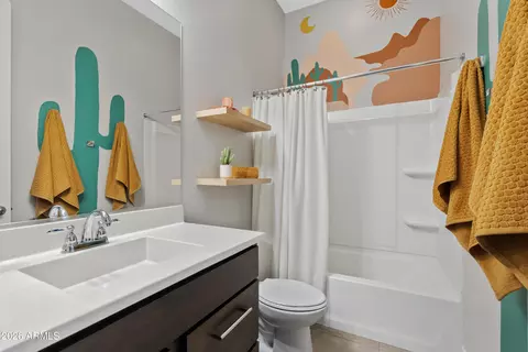 Bath - 10332 E Wavelength Ave, Mesa, AZ 85212 photo 3 of 4