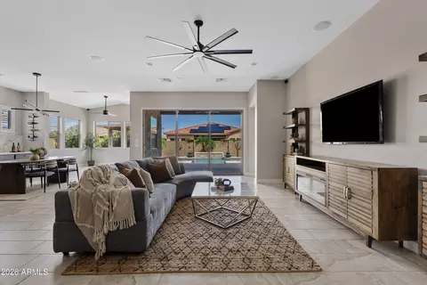 Living - 10332 E Wavelength Ave, Mesa, AZ 85212 photo 1 of 5