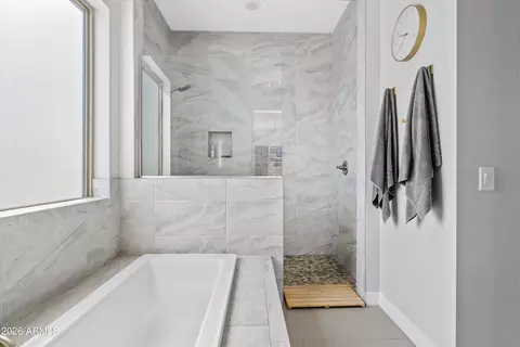 Bath - 10332 E Wavelength Ave, Mesa, AZ 85212 photo 6 of 7
