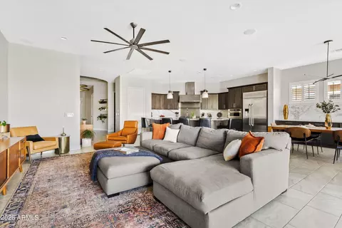 Living - 10332 E Wavelength Ave, Mesa, AZ 85212 photo 4 of 4