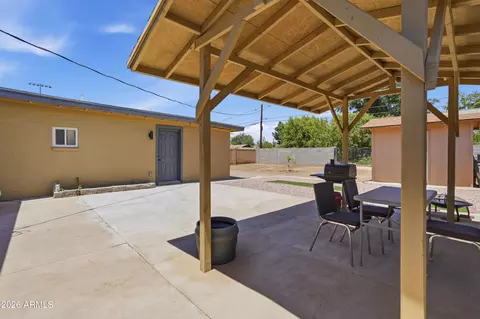 Exterior - 1020 E Nielson Ave, Mesa, AZ 85204 photo 5 of 11