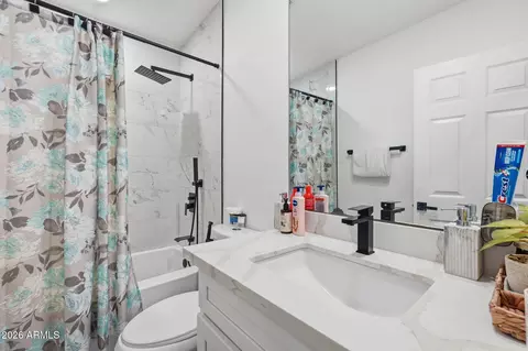 Bath - 1020 E Nielson Ave, Mesa, AZ 85204 photo 1 of 3