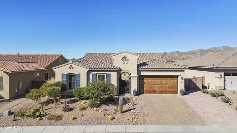 13655 N Meadowhawk Ln, Tucson, AZ 85755