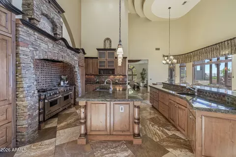 Kitchen - 8540 E Mcdowell Rd #21, Mesa, AZ 85207 photo 6 of 8