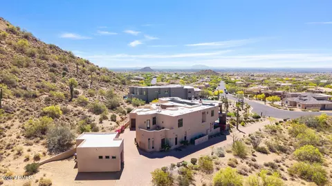 View/Area - 8540 E Mcdowell Rd #21, Mesa, AZ 85207 photo 2 of 7