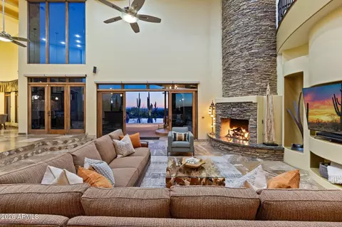 Living - 8540 E Mcdowell Rd #21, Mesa, AZ 85207 photo 2 of 7