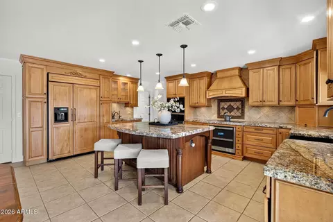 Kitchen - 3955 E Indigo Bay Ct, Gilbert, AZ 85234 photo 2 of 9