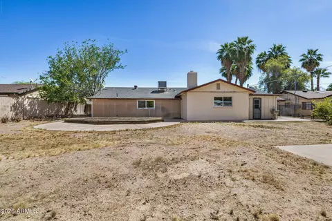 Exterior - 6740 N 15th St, Phoenix, AZ 85014 photo 4 of 9