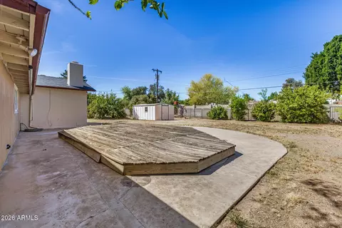 Exterior - 6740 N 15th St, Phoenix, AZ 85014 photo 5 of 9