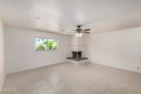 Living - 6740 N 15th St, Phoenix, AZ 85014 photo 5 of 10