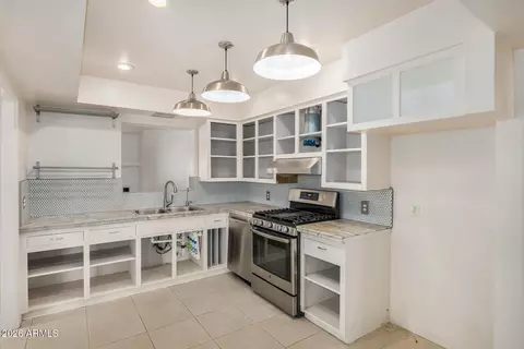 Kitchen - 6740 N 15th St, Phoenix, AZ 85014 photo 1 of 3