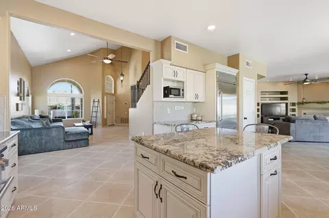 Kitchen - 1454 E Nighthawk Way, Phoenix, AZ 85048 photo 3 of 7