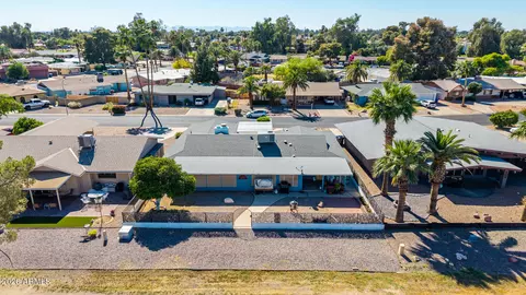 View/Area - 729 S Edgewater Dr, Mesa, AZ 85208 photo 6 of 12