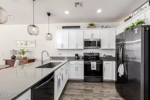Kitchen - 4049 E Toledo St #105, Gilbert, AZ 85295 photo 2 of 3