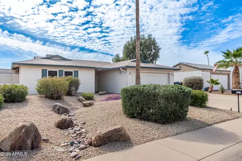 Exterior - 3827 E Larkspur Dr, Phoenix, AZ 85032 photo 2 of 5