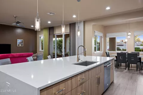 355 E Maryland Ave, Phoenix, AZ 85012 photo 14