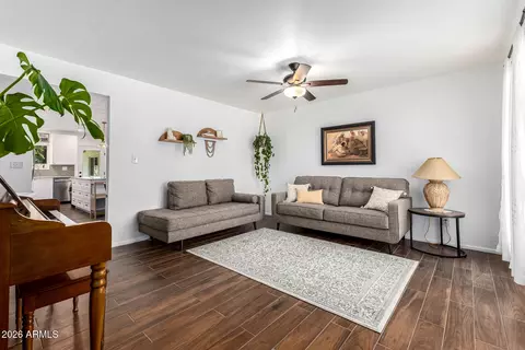 21 S Neely St, Gilbert, AZ 85233 photo 9