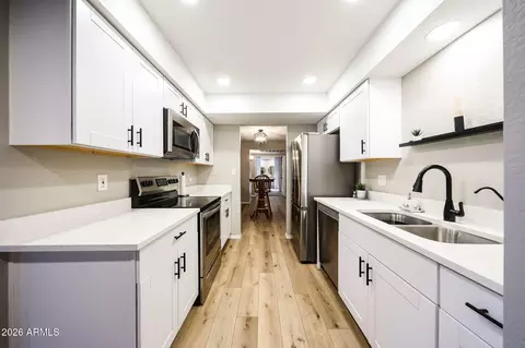 9125 E Purdue Ave #102, Scottsdale, AZ 85258