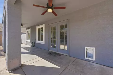 Exterior - 2585 E Harrison Ct, Gilbert, AZ 85295 photo 10 of 13