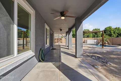 Exterior - 2585 E Harrison Ct, Gilbert, AZ 85295 photo 11 of 13
