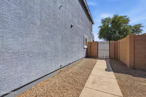 Exterior - 2585 E Harrison Ct, Gilbert, AZ 85295 photo 12 of 13