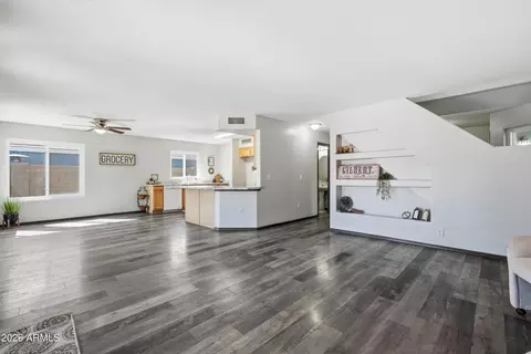Living - 2585 E Harrison Ct, Gilbert, AZ 85295 photo 4 of 11