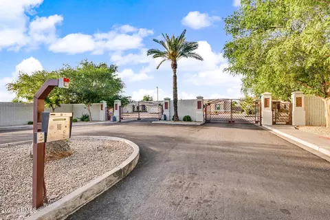 View/Area - 1708 E Knoll St, Mesa, AZ 85203 photo 6 of 7