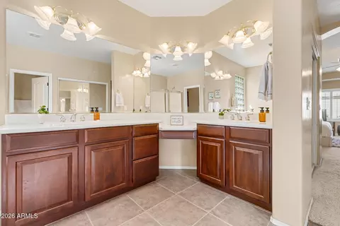 Bath - 1708 E Knoll St, Mesa, AZ 85203 photo 1 of 5