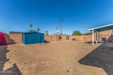 Exterior - 2344 E School Dr, Phoenix, AZ 85040 photo 3 of 3