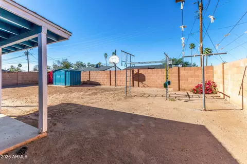 Exterior - 2344 E School Dr, Phoenix, AZ 85040 photo 1 of 3