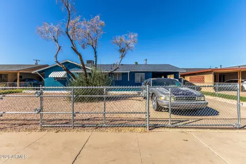 2344 E School Dr, Phoenix, AZ 85040